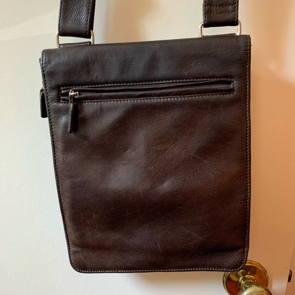 Dark brown leather Fossil crossbody purse
